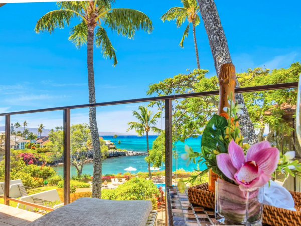 Luxury Maui Retreat in Kahana - Perfect for Large Groups